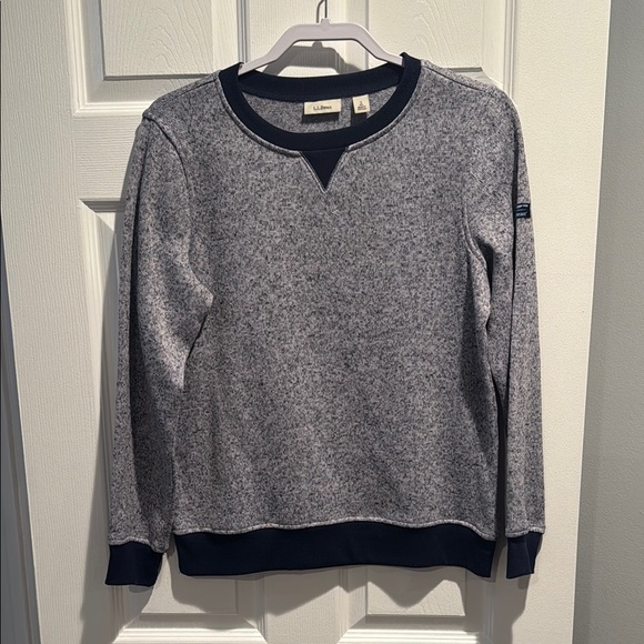 L.L. Bean Men's Gray Sweater - Picture 1 of 3